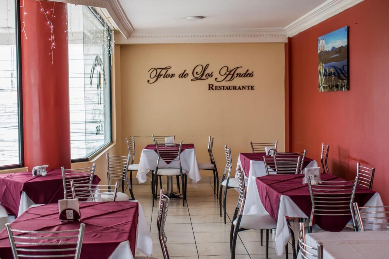 Hotel Flor De Los Andes Tulcán Kültér fotó